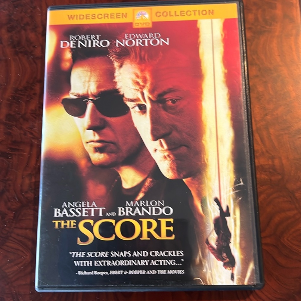 Assorted movies 3/$10 “The Score” starring Robert De Niro and Marlon Brando ￼